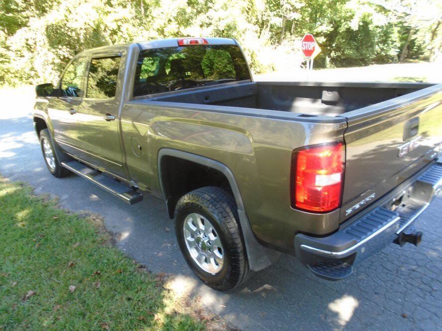 Used 2015 GMC Sierra 2500 SLE w/ SLE Preferred Package AWD/4WD image 7