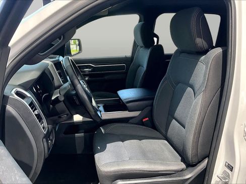 Used 2022 RAM 1500 Big Horn AWD/4WD image 8