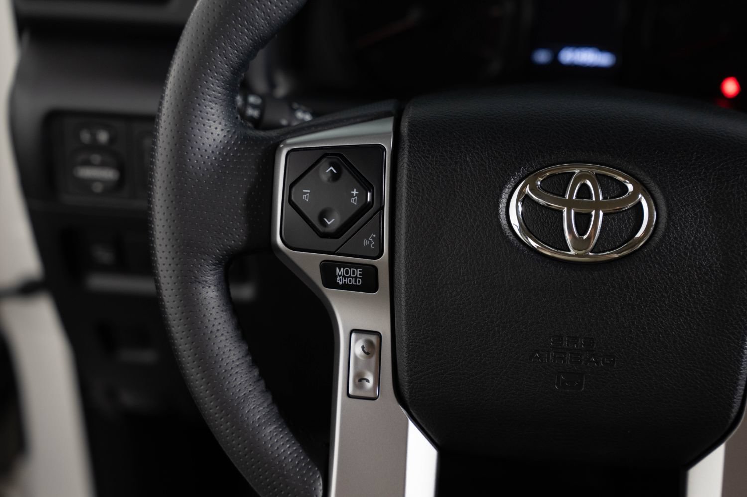 Used 2023 Toyota 4Runner SR5 Premium w/ SR5 Premium Package AWD/4WD image 30