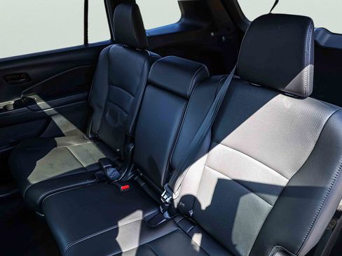 Used 2023 Honda Passport EX-L image 21