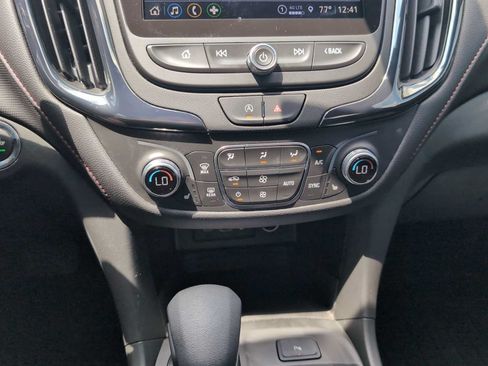 Used 2023 Chevrolet Equinox RS FWD image 17