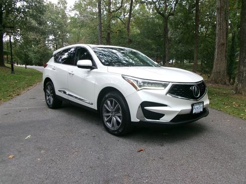 Used 2019 Acura RDX AWD w/ Technology Package image 3