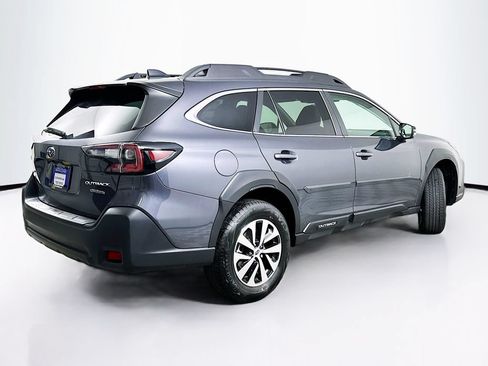 Used 2025 Subaru Outback Premium w/ Tech Package 1 AWD/4WD image 7