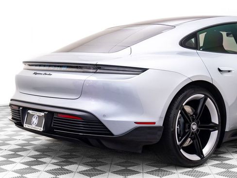 Certified 2021 Porsche Taycan Turbo image 36