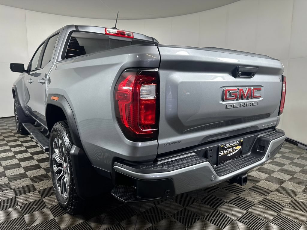 Used 2026 GMC Canyon Denali AWD/4WD image 3