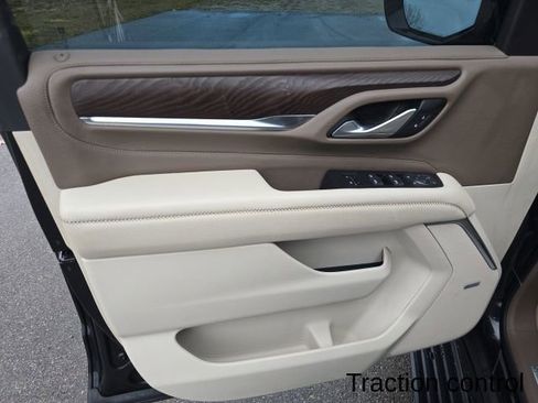 Used 2021 GMC Yukon XL Denali image 29