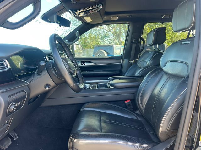 Used 2024 Jeep Grand Wagoneer Series II Obsidian w/ Quick Order Packagew 28T AWD/4WD image 3