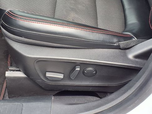 Used 2023 Ford Escape ST-Line w/ Tech Pack #1 FWD image 4