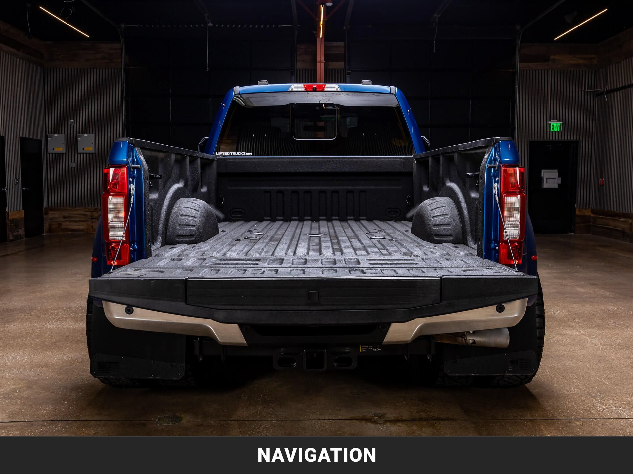 Used 2022 Ford F350 Lariat w/ Lariat Ultimate Package AWD/4WD image 8