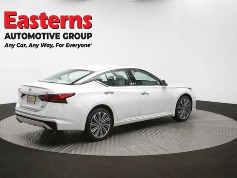 Used 2023 Nissan Altima 2.5 SL AWD/4WD image 42
