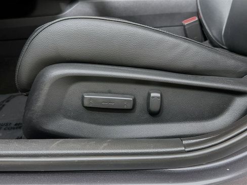 Used 2018 Honda Civic EX-L image 22