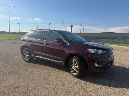 Used 2020 Ford Edge Titanium AWD/4WD image 2