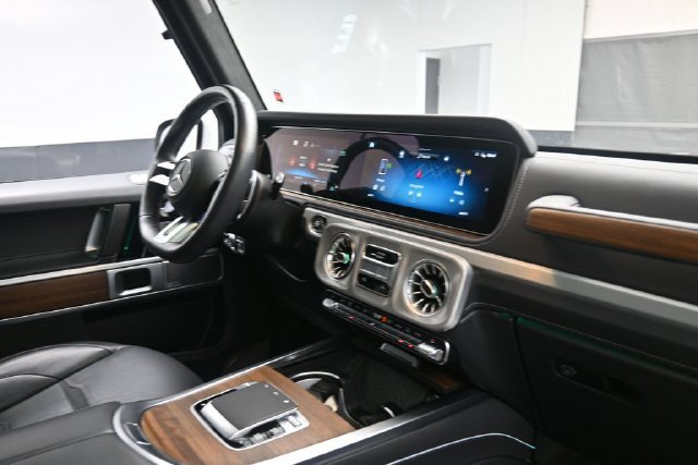 Used 2026 Mercedes-Benz G 63 AMG 4MATIC image 34