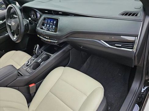 Used 2023 Cadillac XT4 Sport image 20