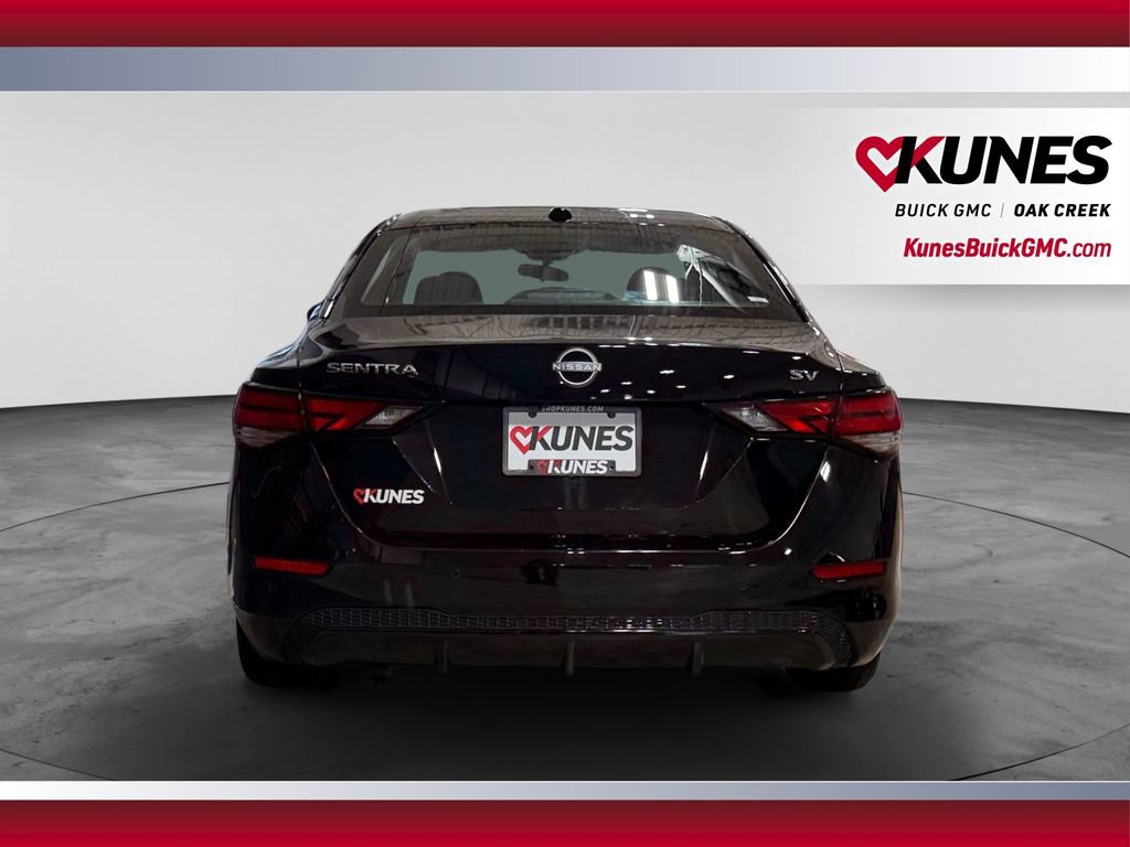 Used 2024 Nissan Sentra SV FWD image 9