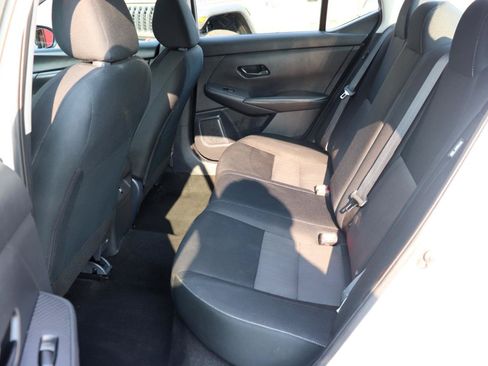 Used 2024 Nissan Sentra SV FWD image 12