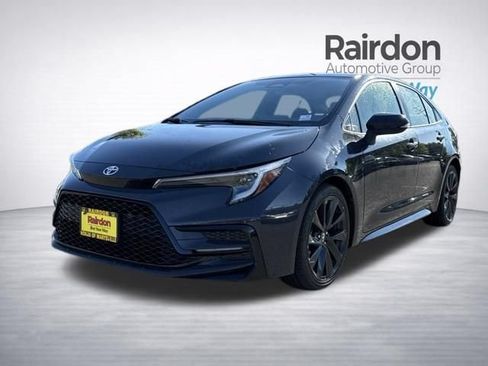 Used 2024 Toyota Corolla SE w/ SE Premium Package FWD image 5