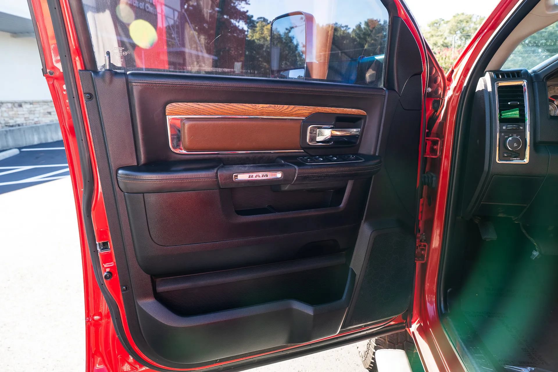 Used 2016 RAM 3500 Laramie Longhorn w/ Protection Group AWD/4WD image 20
