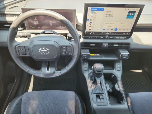 Used 2026 Toyota RAV4 XSE w/ Weather Package AWD/4WD image 11
