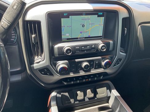 Used 2017 GMC Sierra 1500 SLT AWD/4WD image 26