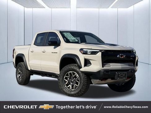 Used 2026 Chevrolet Colorado ZR2 w/ Technology Package image 1