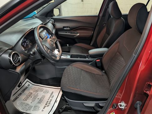 Used 2021 Nissan Kicks SR FWD image 14