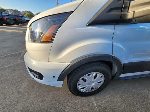 Used 2024 Ford Transit 350 XLT RWD image 7