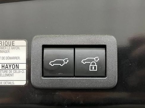 Certified 2024 Toyota Corolla Cross XLE w/ Convenience Package AWD/4WD image 13