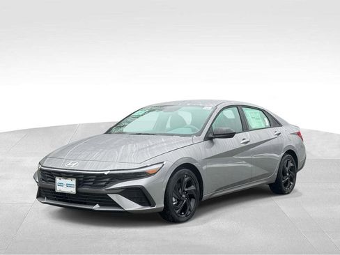 New 2026 Hyundai Elantra Sport FWD image 2