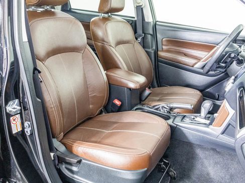 Used 2017 Subaru Forester 2.0XT Touring w/ Popular Package #2 image 45