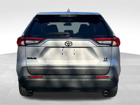 Certified 2024 Toyota RAV4 LE AWD/4WD image 5