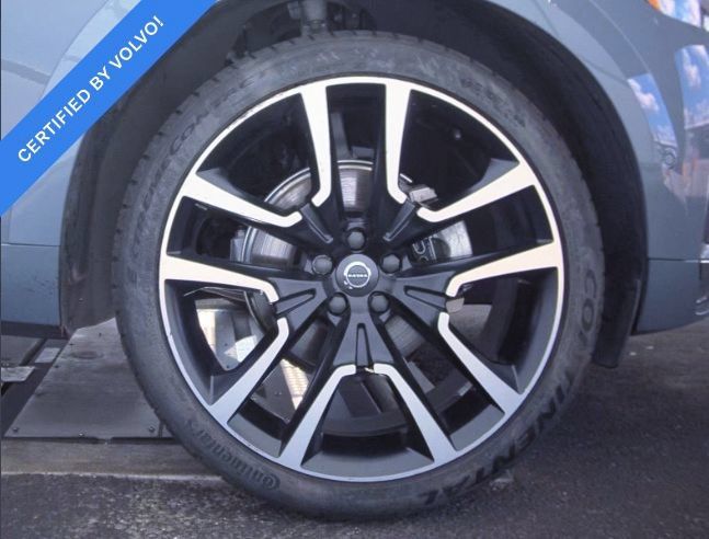 Used 2023 Volvo XC60 B5 Ultimate w/ Protection Package Premier FWD image 17