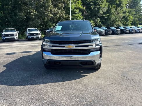 Used 2022 Chevrolet Silverado 1500 LT w/ Z71 Off-Road Package AWD/4WD image 2