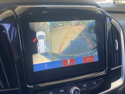 Used 2019 Chevrolet Traverse RS AWD/4WD image 27