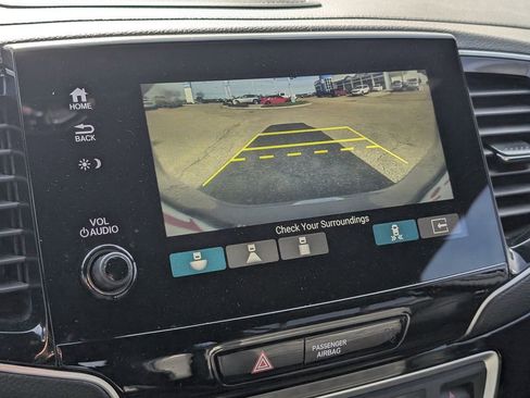 Used 2019 Honda Passport Touring image 18