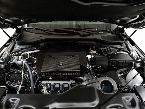 Used 2025 Acura MDX w/ Technology Package image 3