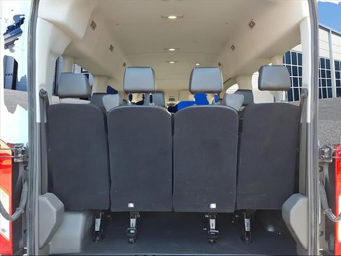 Used 2023 Ford Transit 350 XL image 22
