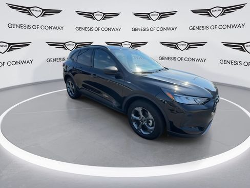 Used 2025 Ford Escape ST-Line AWD/4WD image 2