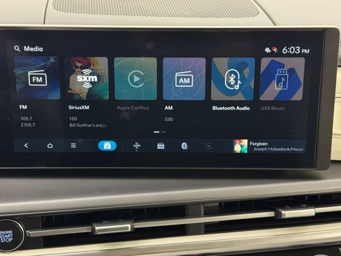 Used 2024 Hyundai Santa Fe SEL image 24