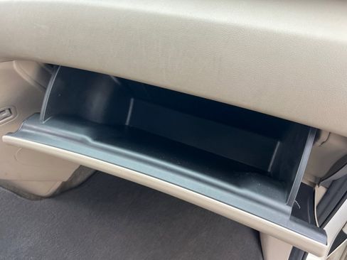 Used 2015 Honda Odyssey LX image 22