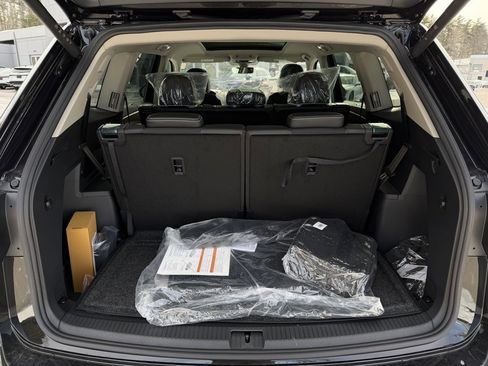 New 2026 Volkswagen Atlas SEL Premium R-Line image 13