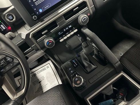 Used 2025 Toyota 4Runner SR5 image 38