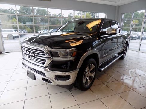 Certified 2020 RAM 1500 Laramie image 3