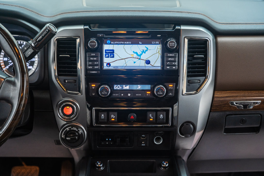 Used 2018 Nissan Titan Platinum Reserve w/ Platinum Utility Package AWD/4WD image 29