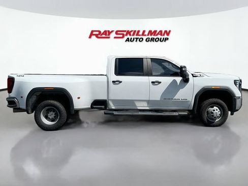 Used 2024 GMC Sierra 3500 Pro AWD/4WD image 8