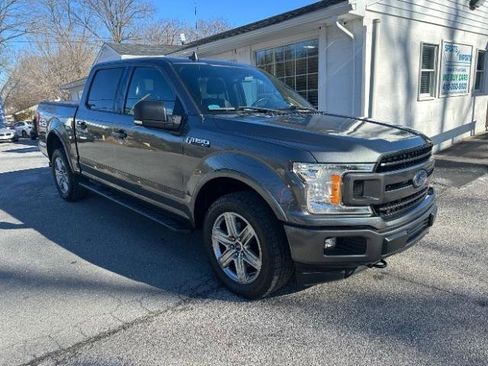 Used 2018 Ford F150 XLT w/ Equipment Group 302A Luxury image 7
