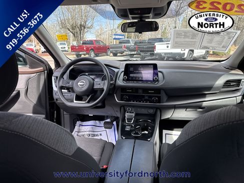 Used 2023 Nissan Rogue SV image 37