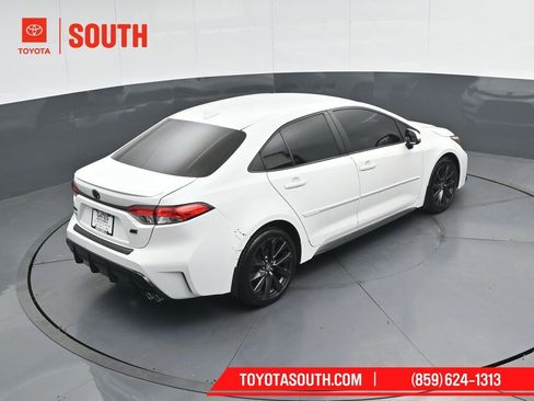 Used 2023 Toyota Corolla SE FWD image 43