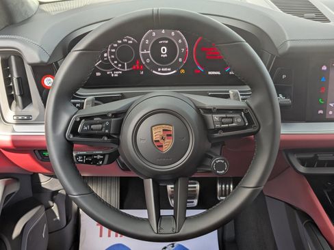 New 2026 Porsche Cayenne GTS image 15