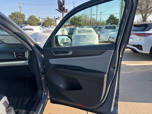 New 2026 Volkswagen Atlas Peak Edition AWD/4WD image 33